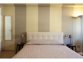 Отель Alex's Guest House  Рим